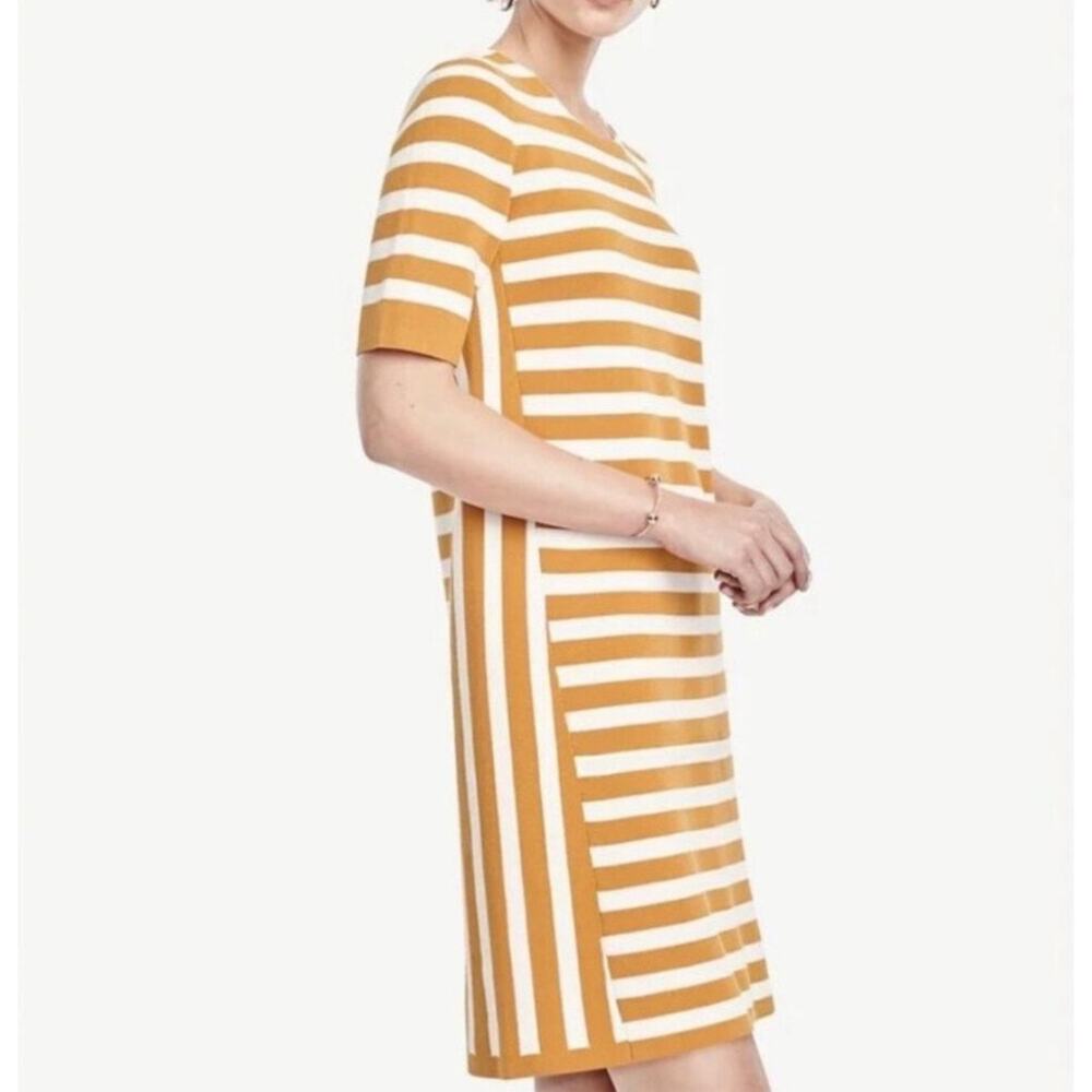 525 America White And Peach Knit Striped Dress